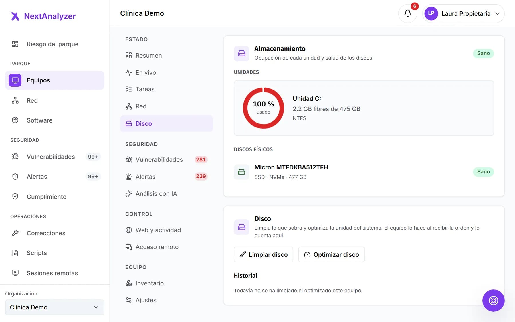 Pestaña Disco de un equipo con la ocupación de la unidad, los botones Limpiar disco y Optimizar disco y el historial.