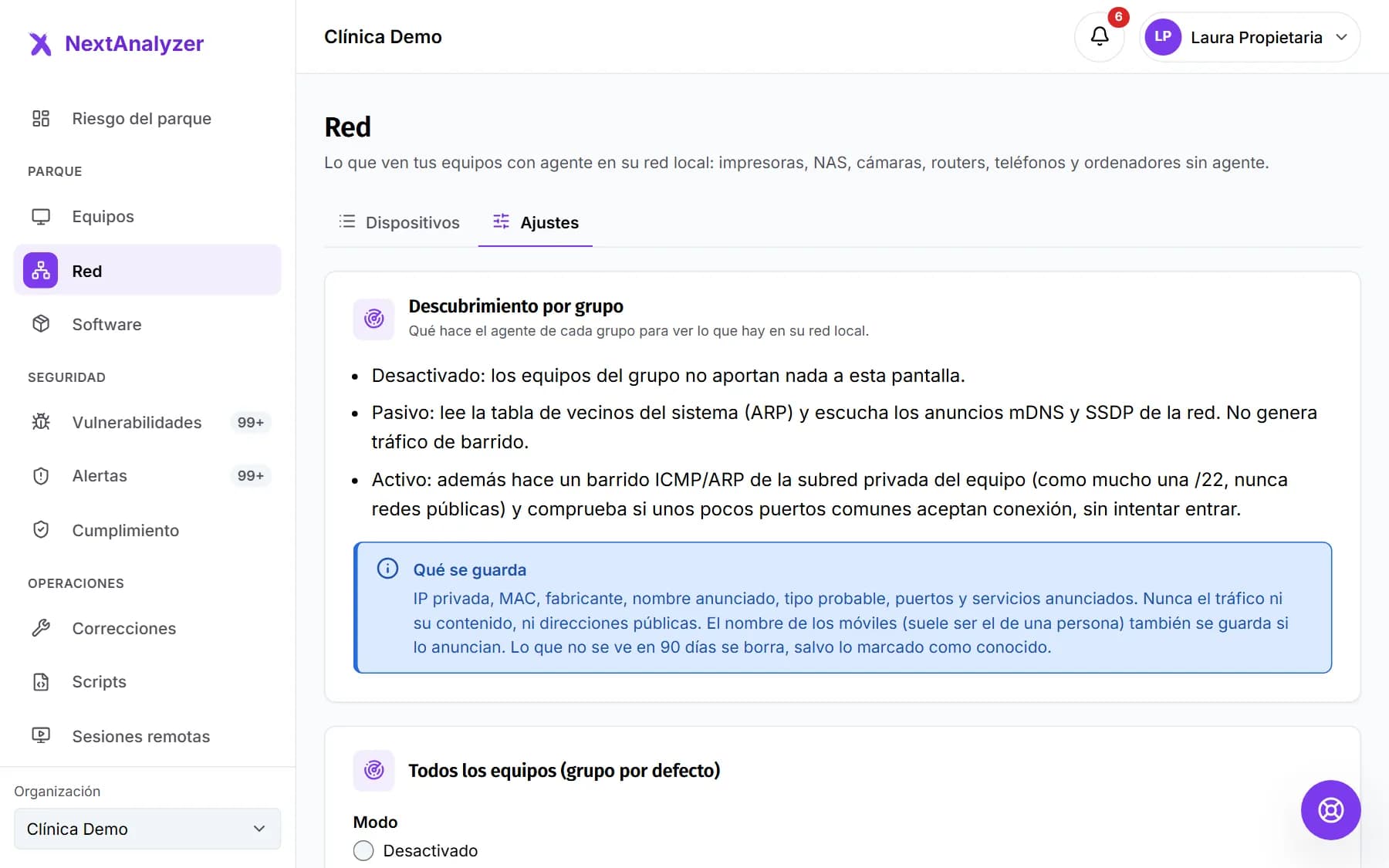 Ajustes de Red con el modo, la frecuencia y la explicación de qué se guarda.