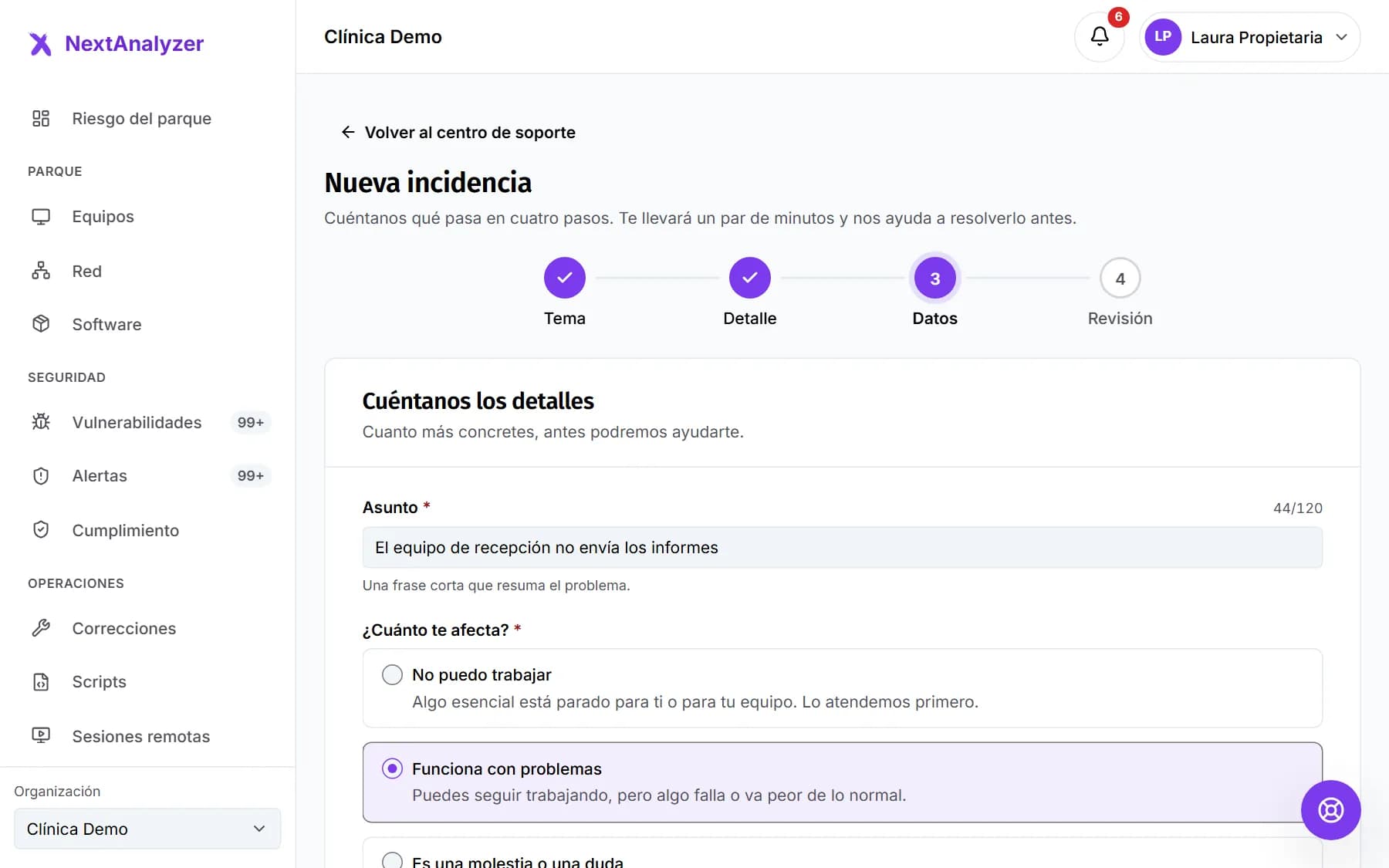 Paso de datos del asistente con el asunto, el impacto y los equipos afectados.